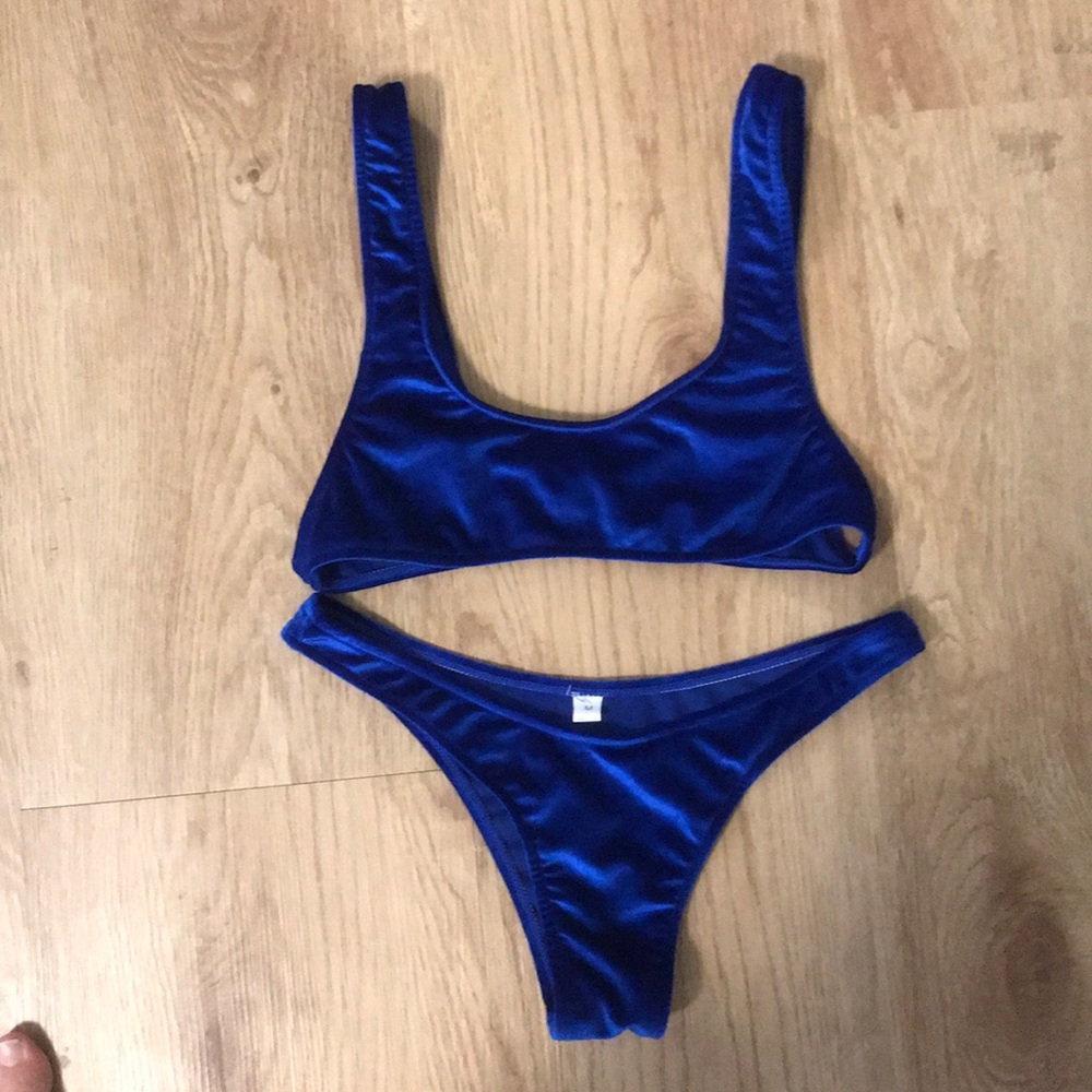 Gorgeous blue velvet bikini